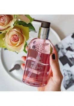 MOLTON BROWN Delicious Rhubarb & Rose Edle Handseife -pflege Verkauf unnamed file 579