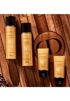 DIOR SONNENSCHUTZCREME GESICHT LSF30 50ml 9 DIOR SONNENSCHUTZCREME GESICHT LSF30 50ml -pflege Verkauf unnamed file 677